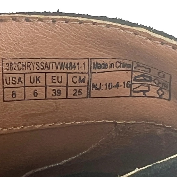 Vionic Women's Chyrssa Black Suede Side Zip Open Toe Booties size 8 - Picture 12 of 12